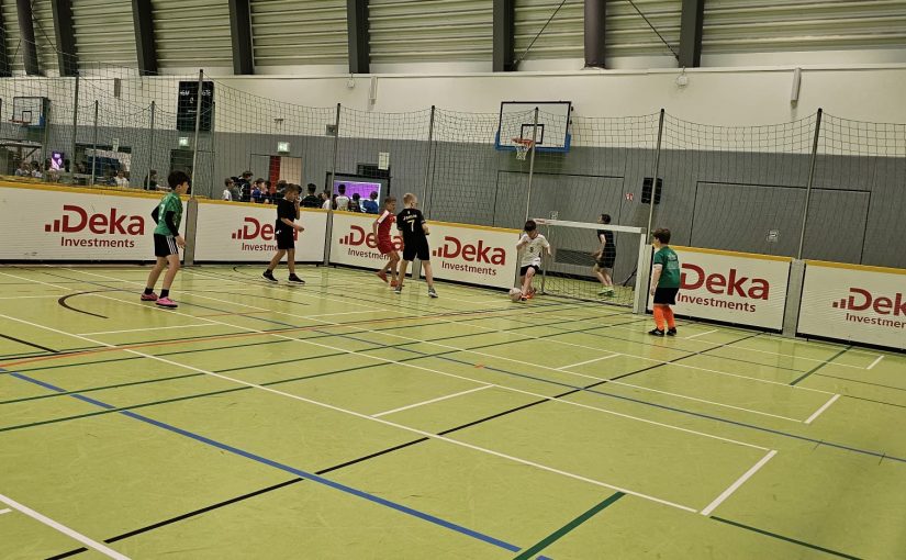 Fußballturnier in der Caspar-David-Friedrich-Sporthalle